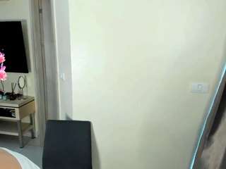 evelyne-xx live webcam show