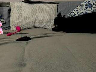 evelyne-xx live cam preview
