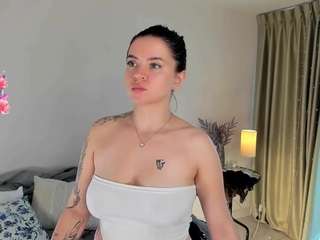 evelyne-xx