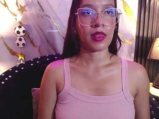 Live cam show with Briana