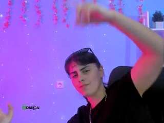 shadow-kiss