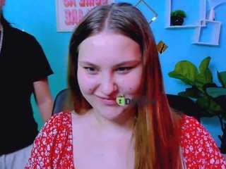 shadow-kiss live webcam show