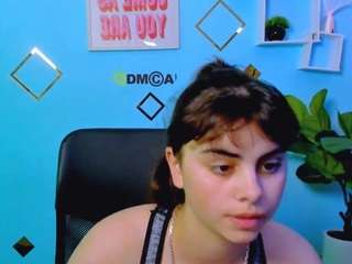 shadow-kiss live webcam show