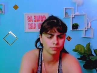 shadow-kiss live webcam show
