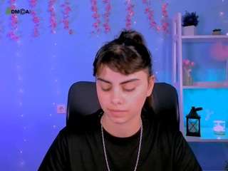 shadow-kiss live webcam show