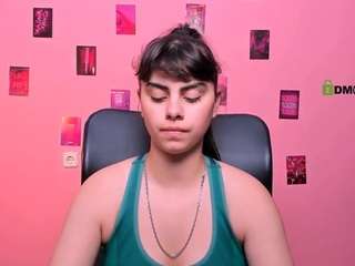 shadow-kiss live webcam show