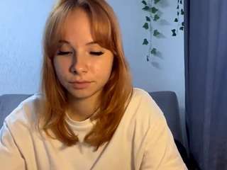 Lina live webcam show