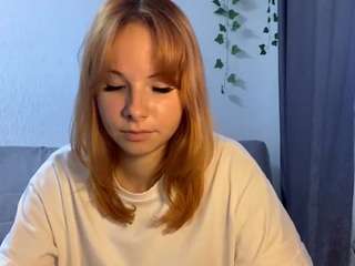 Lina live webcam show