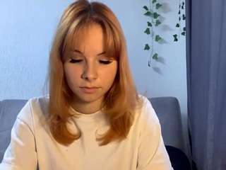 Lina live webcam show