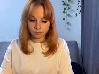 Lina live webcam show