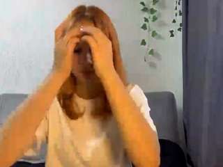 Lina live webcam show
