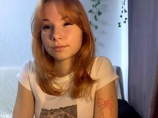 Lina live webcam show