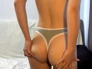 Lina live webcam show