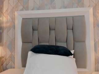 zharia-lux25 camsoda