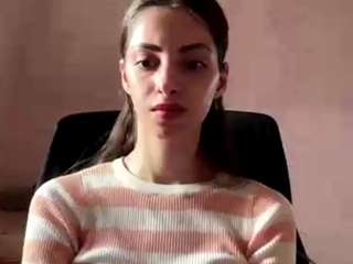 GeneviveIffland live webcam show