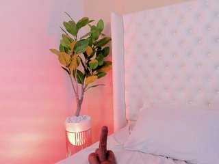 Isabellaa-Palacios live cam preview