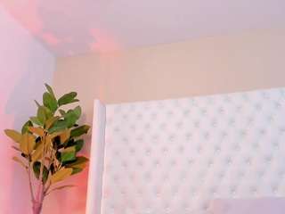 Isabellaa-Palacios live cam preview