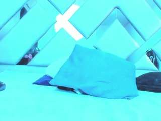 rebeccamitchell's live room