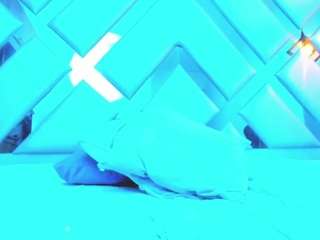 rebeccamitchell live cam preview