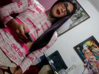 Vanessa-Candy-Hot