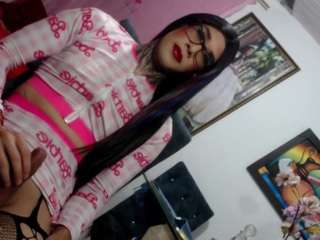 Vanessa-Candy-Hot