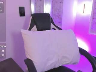 liiliie-petite Sex Cam Show