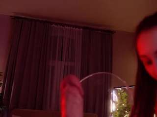 Luna on CamSoda