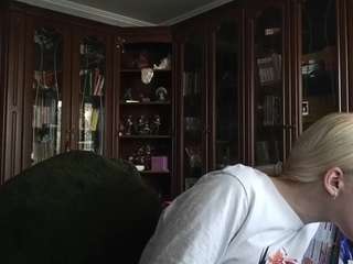 Este modelo está ao vivo agora. clarisprocsal