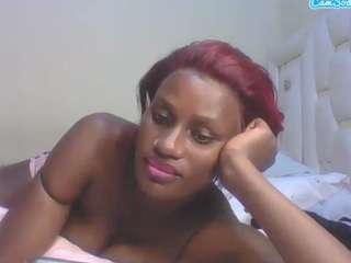 Este modelo está en vivo ahora. cuteshylinda