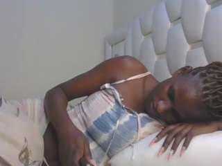cuteshylinda live webcam show