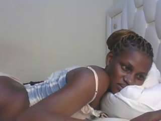 cuteshylinda live webcam show