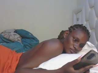 cuteshylinda live webcam show