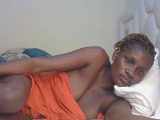 cuteshylinda live webcam show