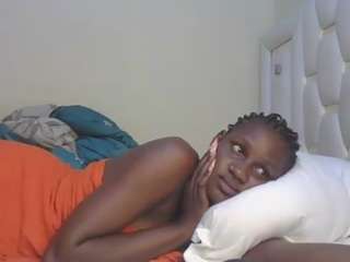 cuteshylinda live webcam show