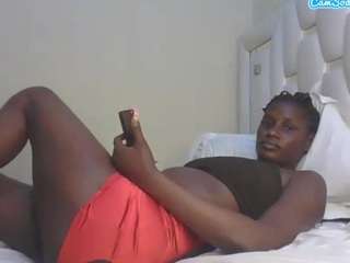 cuteshylinda live webcam show