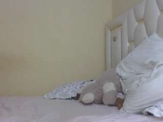cuteshylinda