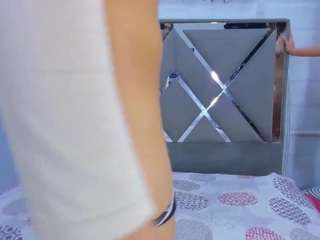 HAILY AND ALISA live cam preview