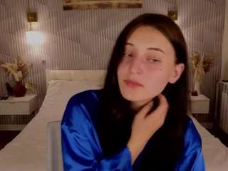 tracey-gill live webcam show