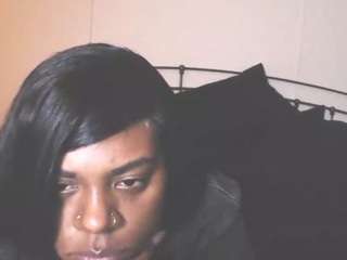 blackveletbabiee Live Webcam on CamSoda