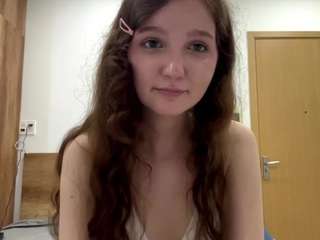 le modèle brielleriven est en webcam porno dans un show sur le site camsoda, il possède les tags suivants: ass to mouth,blowjob,cock rating,flat chested,gray eyes,nipple piercings,no drinking,skinny,teen 18,young adult,brown hair,hd