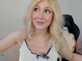 CarollMay live cam preview