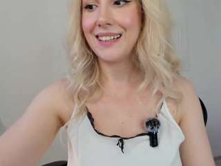 CarollMay live cam preview