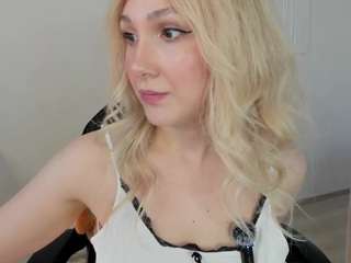 CarollMay live cam preview
