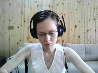 Emma live cam preview