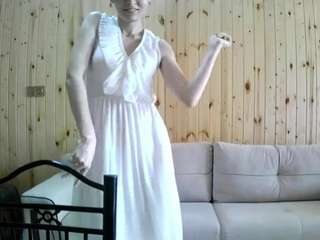 Emma live cam preview