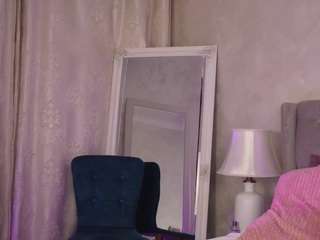 KiraWhite1
