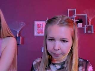 This model is live right now. viola-sweet