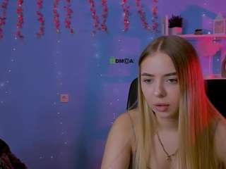 viola-sweet live webcam show