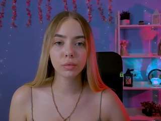 viola-sweet live webcam show