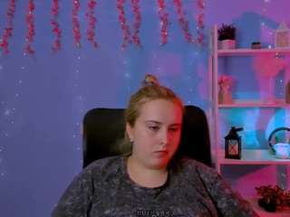 viola-sweet live webcam show